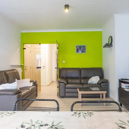 Lecomte - Chopin 166 Apartment